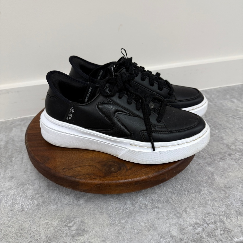 women's black‎ and white Skechers Court Classics Cordova Classic sz 6.5
